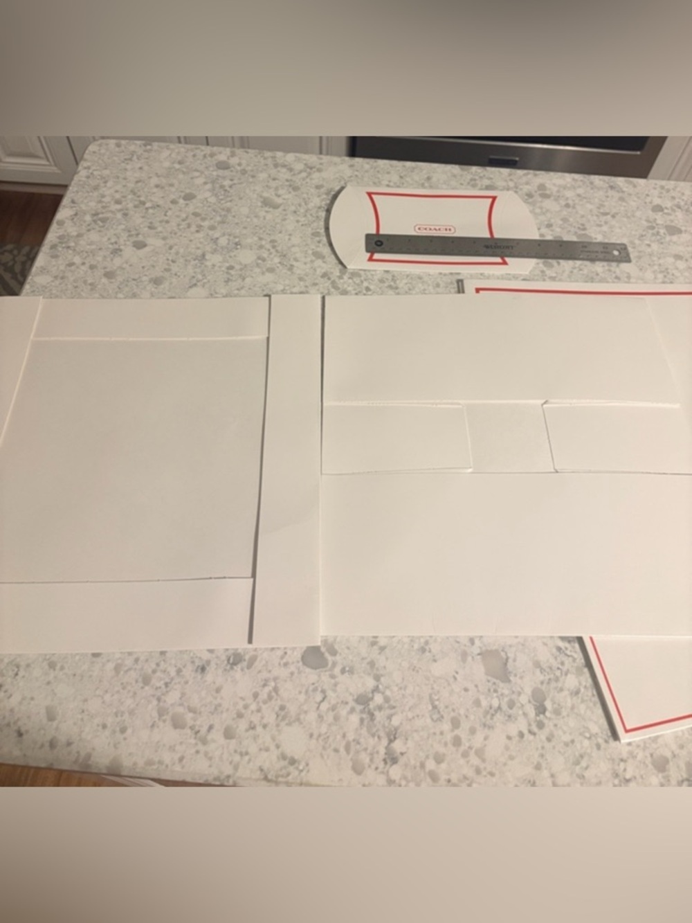 New Lot of 4 COACH gift boxes, various sizes, never used or assembled. - Picture 9 of 13